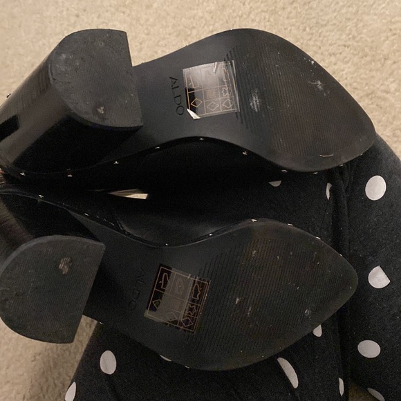 Boots - Picture 4 of 4